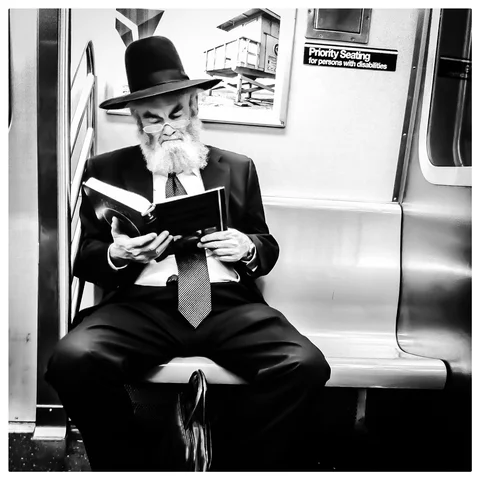 Photograph 90 from F TRAIN LOVESEATS